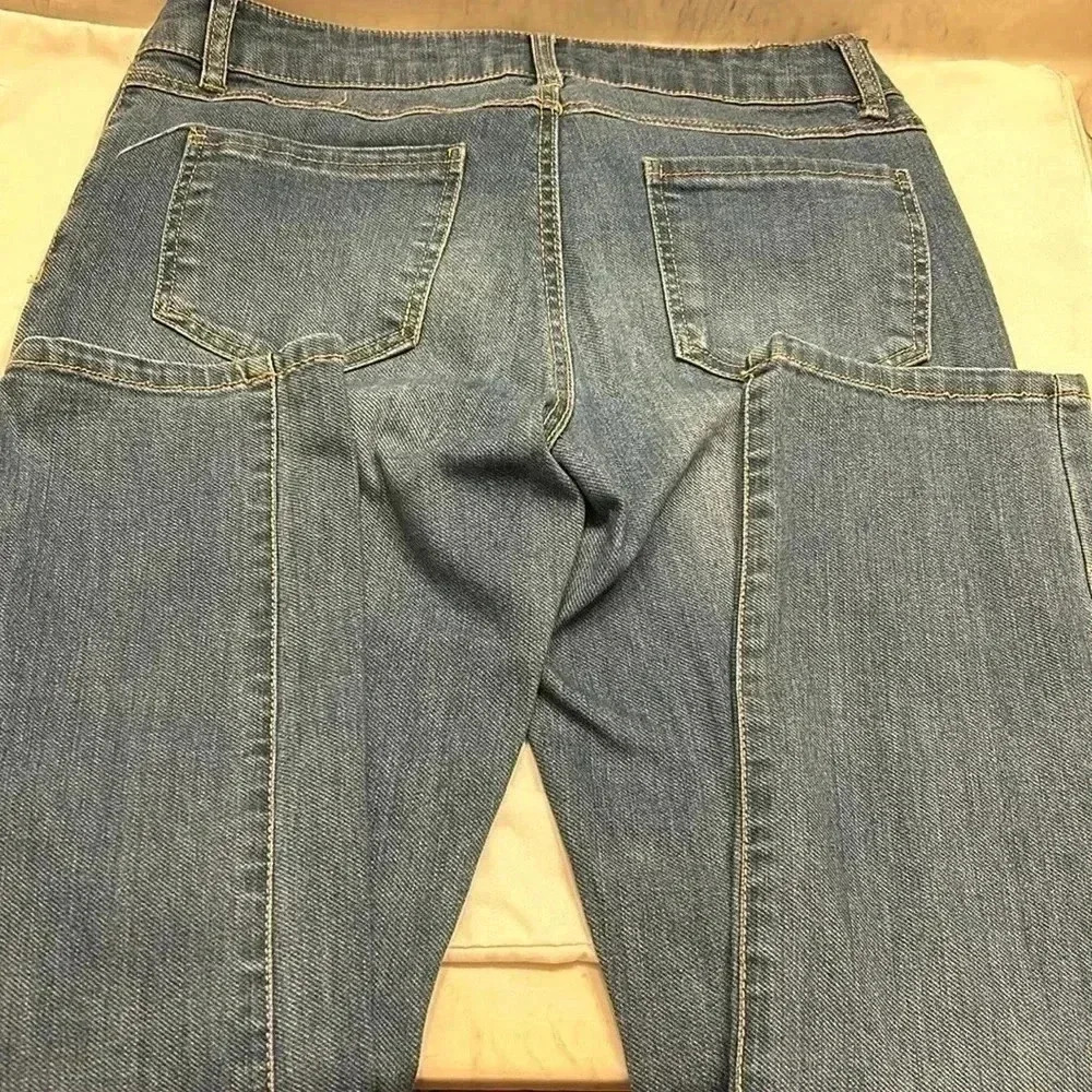 Encore Women’s Junior Dark Wash Denim Jeans Size 11 - Picture 4 of 4